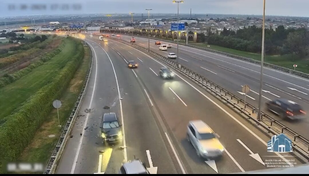 Bakıda anidən baş verən qəzanın görüntüləri yayıldı -VİDEO