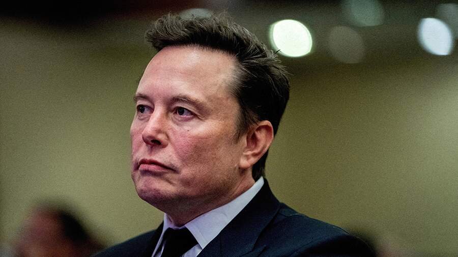 Musk Neuralink-in dünyada üçüncü şəxsə implantasiya olunduğunu elan etdi