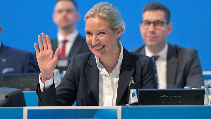 Alice Weidel rəsmən AfD-nin Almaniya kansleri vəzifəsinə namizədi oldu