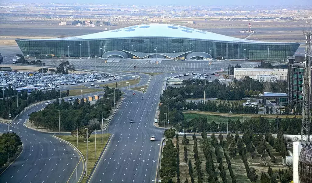 Heydər Əliyev Beynəlxalq Aeroportuna dəmir yolu xətti çəkiləcək