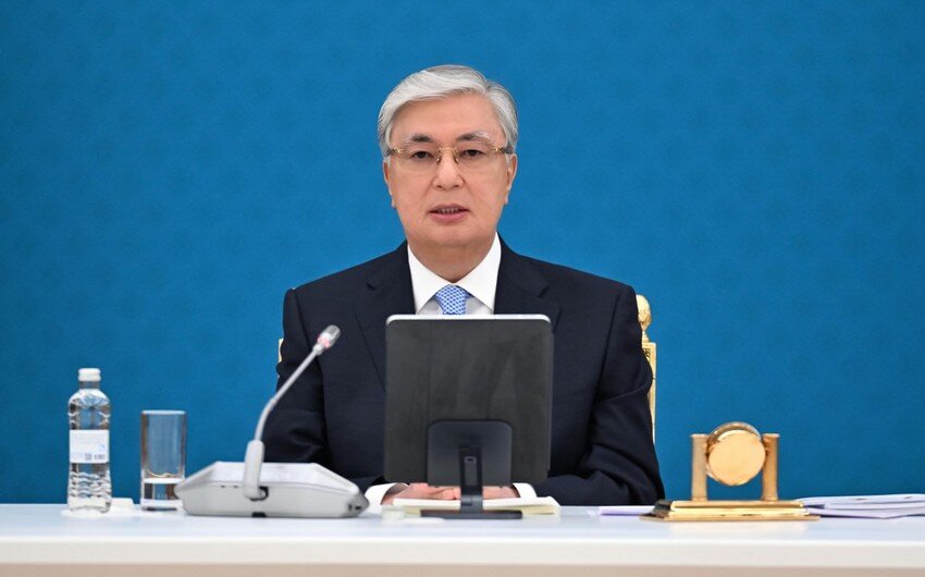 Tokayev: "Transqazaxıstan dəmir yolu dəhlizi TBNM-in əsas həlqəsi olacaq"