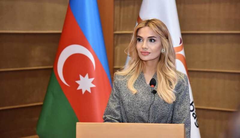 İşdən çıxan mətbuat katibi əvvəlki vəzifəyə qayıtdı