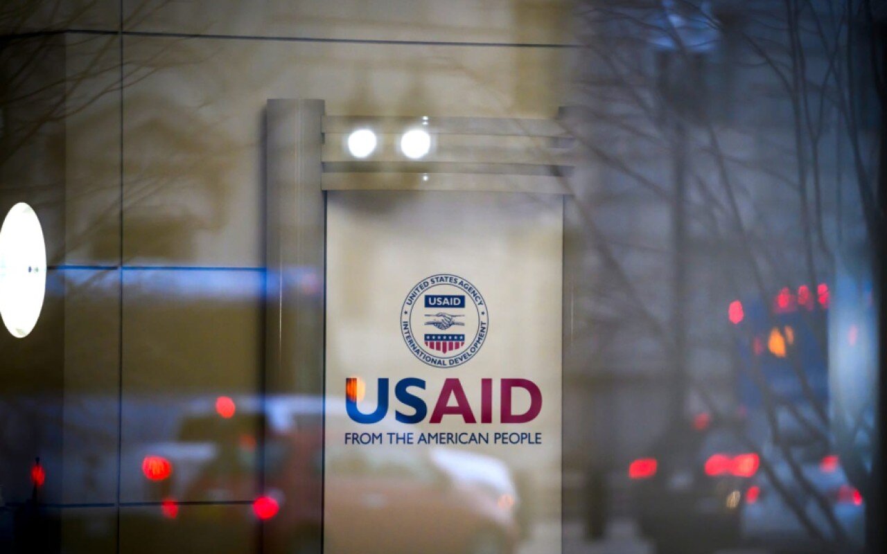 USAID minlərlə əməkdaşını işdən çıxarıb