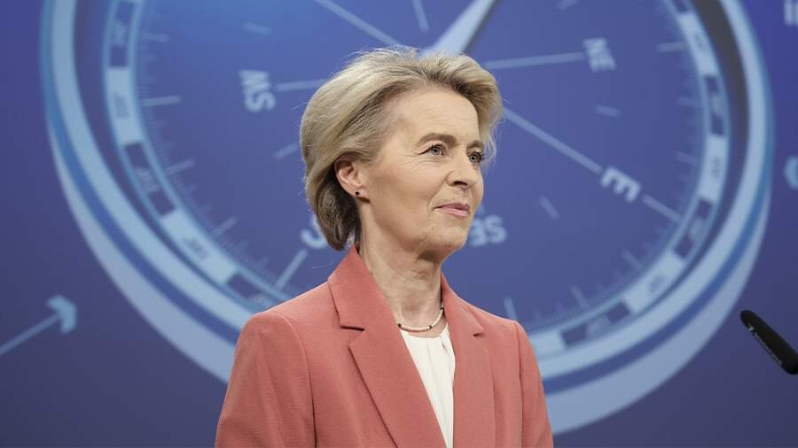 Von der Leyen ABŞ tarifləri tətbiq etdiyi üçün Aİ maraqlarını qoruyacağına söz verib