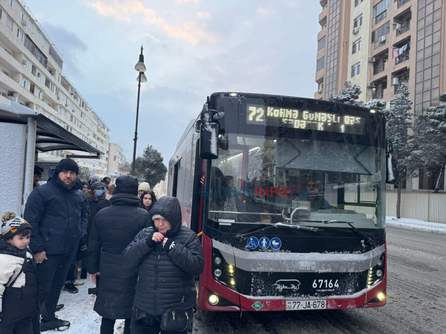 Avtobuslar xətdən çıxır, sərnişinlər yollarda qalıb