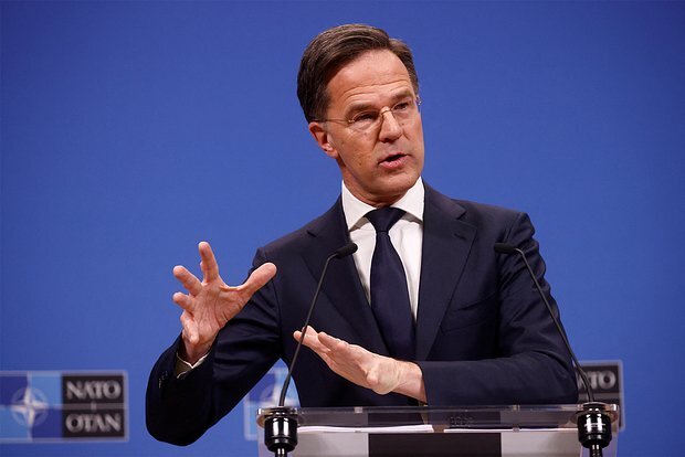 Rutte Ukraynaya NATO-nun bir hissəsi olmaq vədindən danışıb