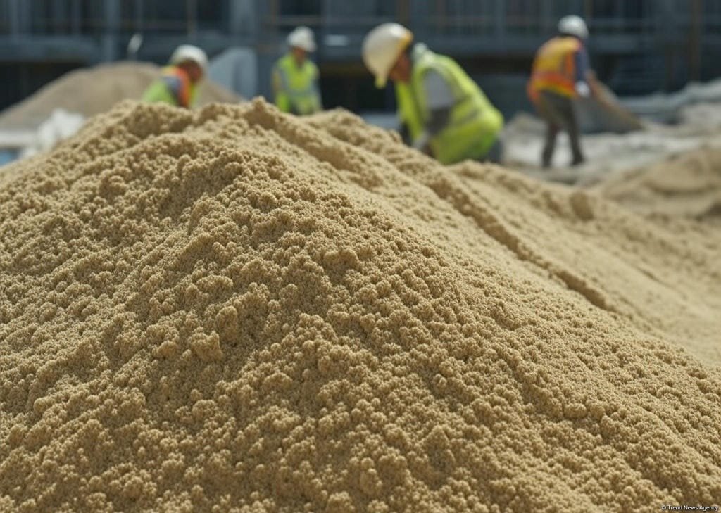 Azərbaycanda tikinti qumu istehsalı 2,5 dəfə artıb