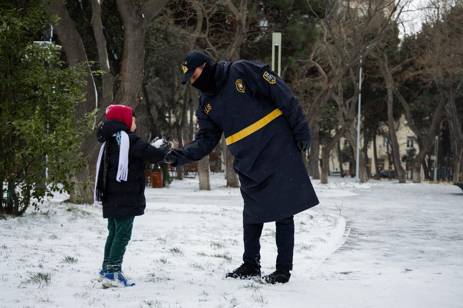 DİN əməkdaşları hava şəraiti ilə əlaqədar gücləndirilmiş rejimdə xidmət aparır