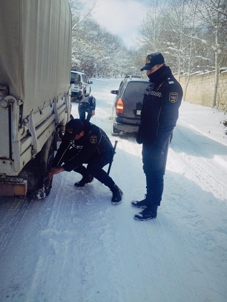 Şimal bölgəmizdə də polis əməkdaşları tərəfindən fasiləsiz xidmət davam edir