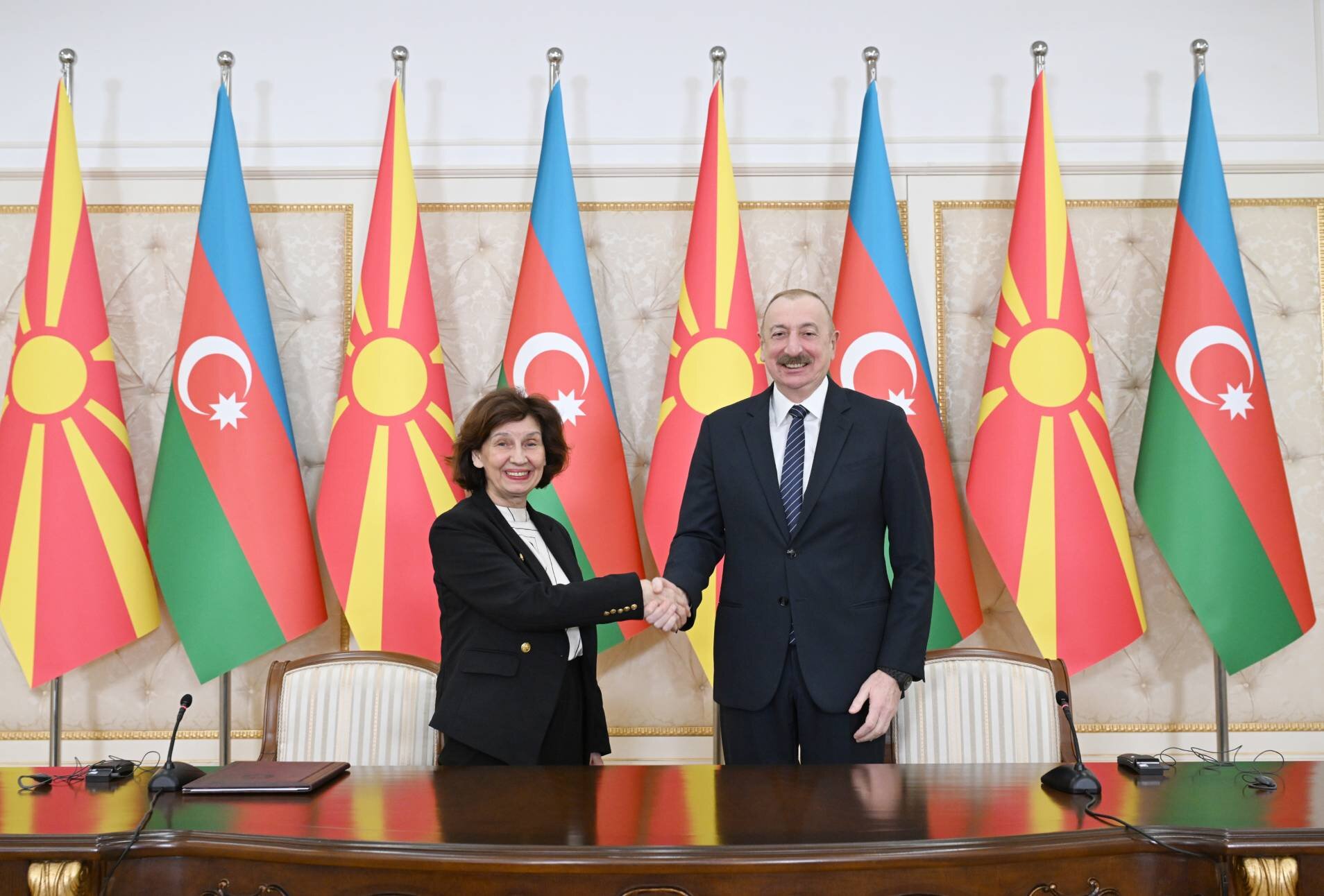 Azərbaycanın Balkan yarımadası dövlətləri ilə əməkdaşlıq əlaqələrinin genişlənməsi  xarici siyasətin prioritet istiqamətlərindən biridir