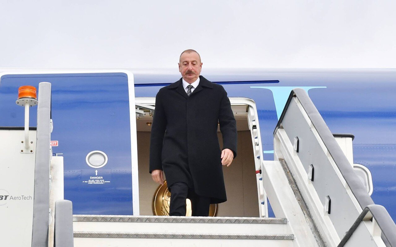 İlham Əliyev Türkiyəyə getdi