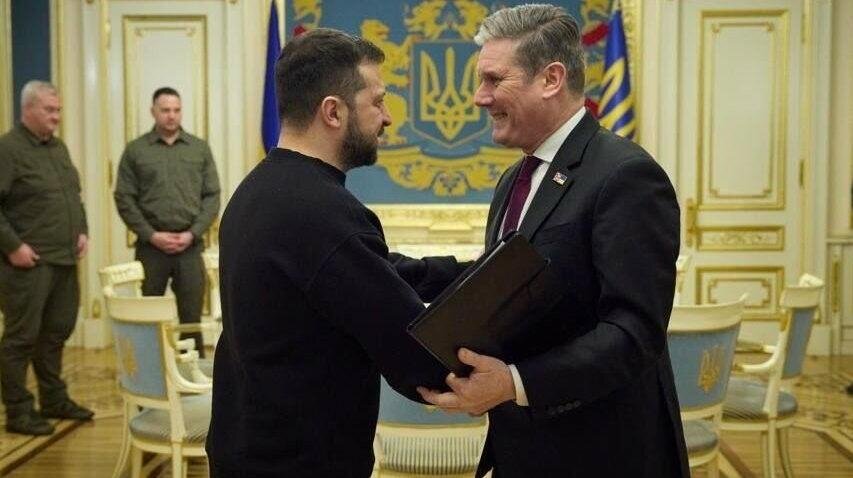 Britaniya da Zelenskinin “qələmini qırıb”