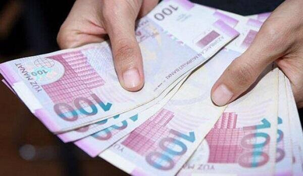 Azərbaycanda orta aylıq əmək haqqı artdı