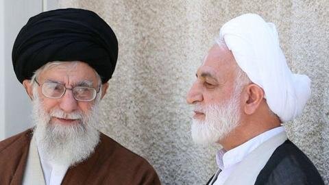 İranın yeni lideri bu şəxs olacaq-Xamenei gedir, ölkə bölünür