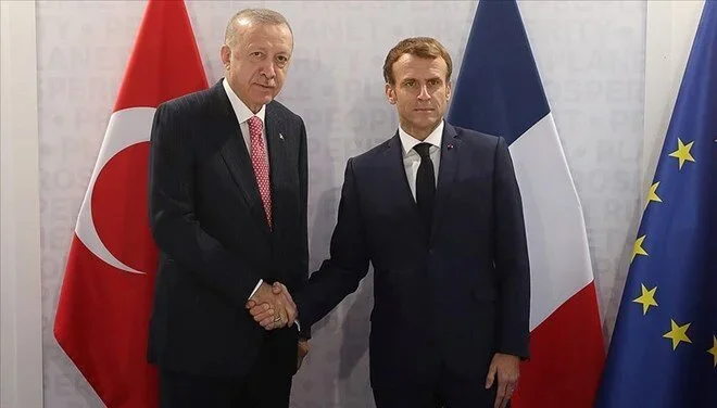 Ərdoğan Makronla görüşdü