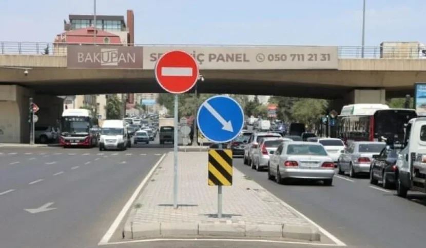 Şəki restoranı sökülür