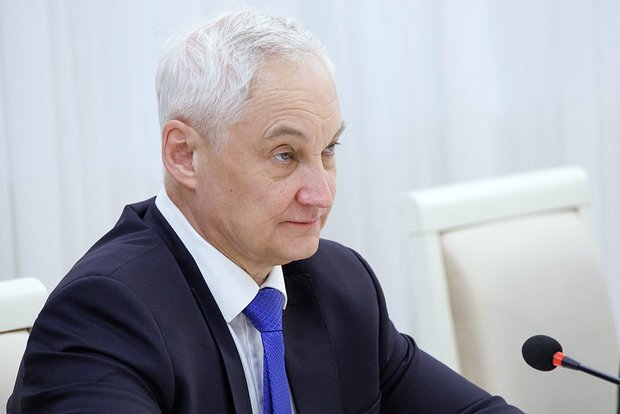 Belousov Sarovdakı Rusiya Federal Nüvə Mərkəzində olub
