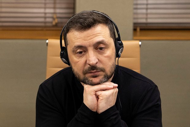 Rada Zelenskini nasist cırtdanı adlandırır