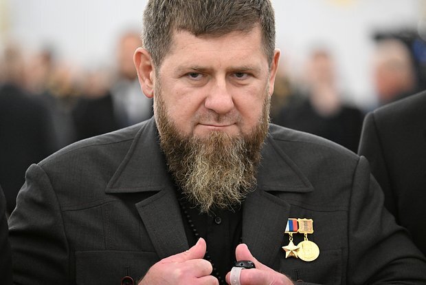 Kadırov “ulu lideri” ilə görüşmək üçün Rusiyanı tərk edib