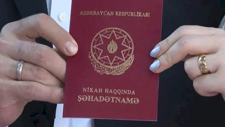 Azərbaycanda kimlərin evlənməsi qadağan olundu?Deputat açıqladı