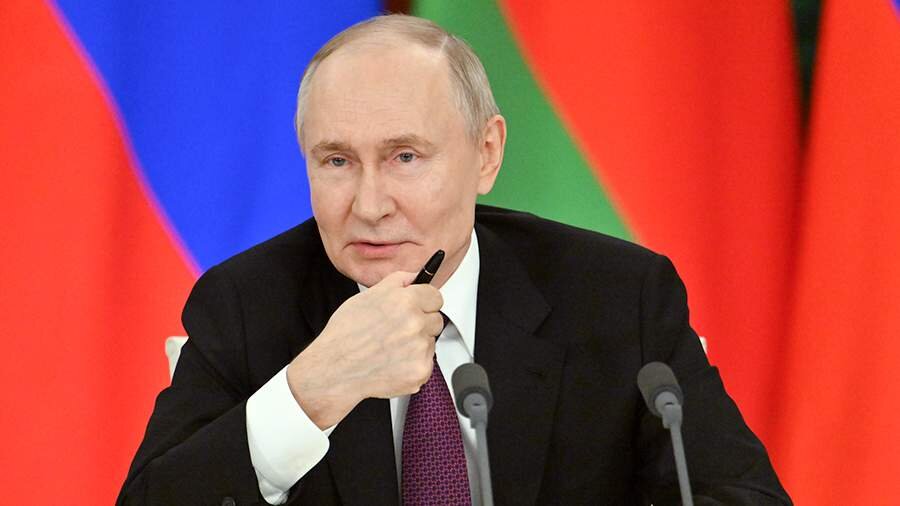 Putin Ukrayna ilə atəşkəs təklifi üçün sualları sadalayıb