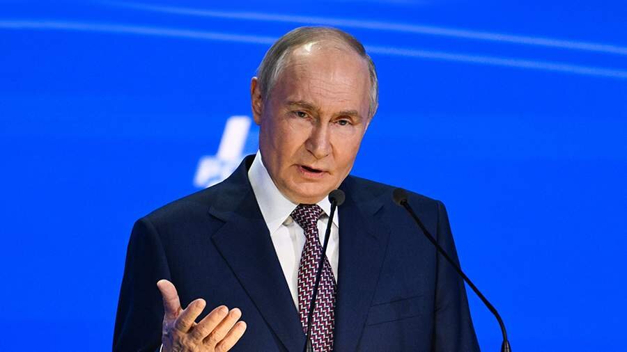 Putin G7-nin niyə “Böyük Yeddilik” adlandırıldığı ilə maraqlanıb