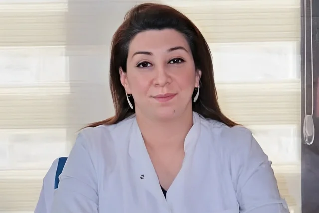 42 yaşlı həkim  dəm qazından boğuldu
