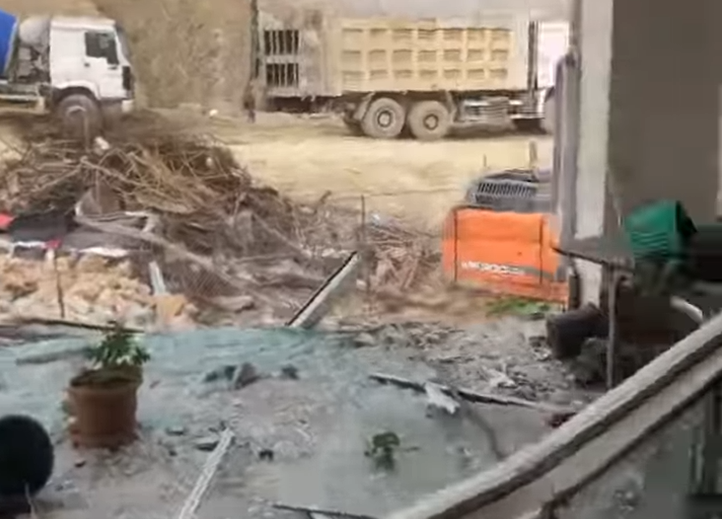 Evi başına uçurdulan qadın hadisənin detallarını açıqladı