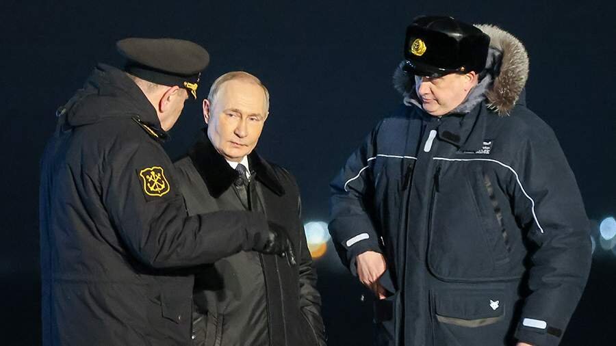 Putin “Perm” atom sualtı qayığını suya buraxıb