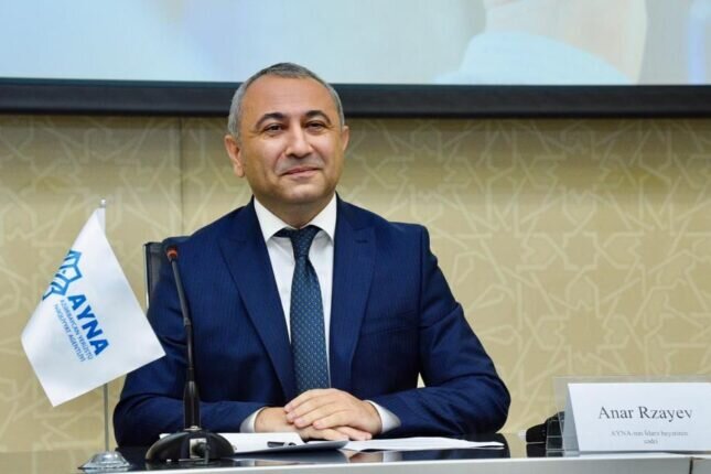 AYNA sərnişinləri işə salıb...