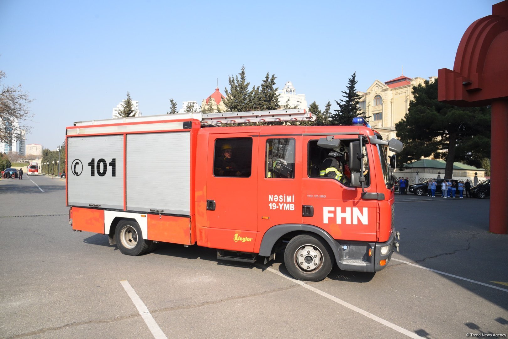 Tonqal avtomobilin yanmasına səbəb oldu