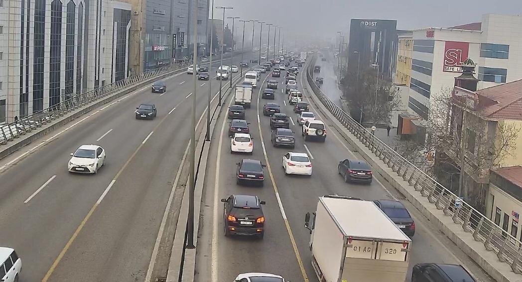 Yollarda tıxac var - Siyahı