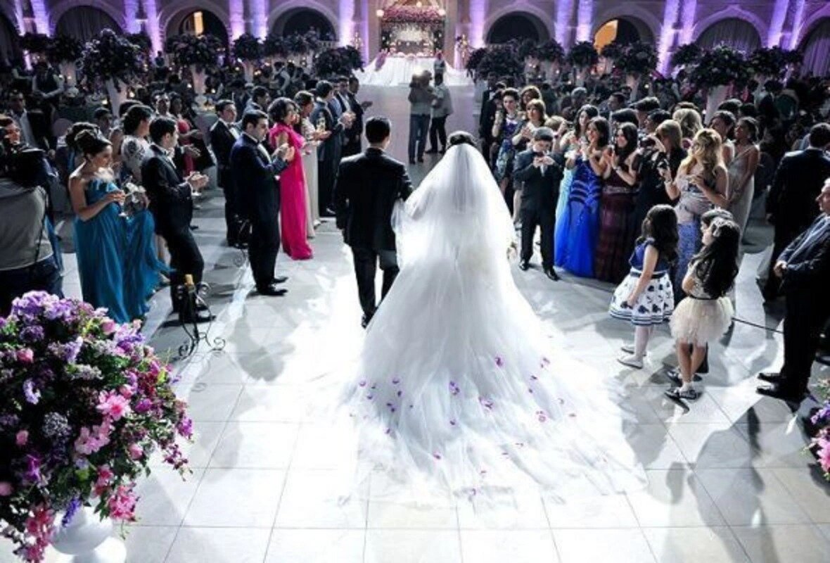 Yeni toy mövsümü başladı: 450 manata da menyu var - QİYMƏTLƏR