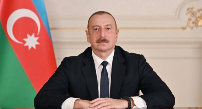 Prezident Qusara getdi