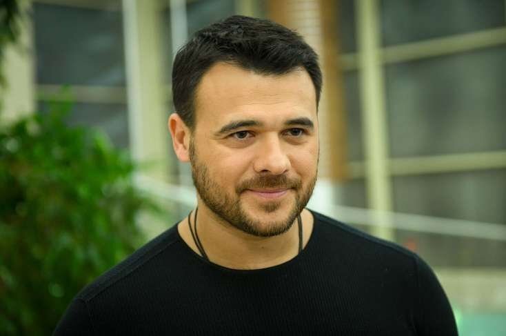 Eminin adından dələduzluq etmək istədilər