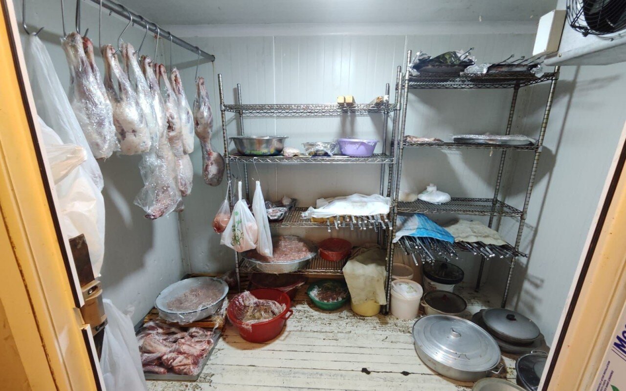 "Xankəndi" restoranında nöqsanlar aşkarlandı - FOTOLAR