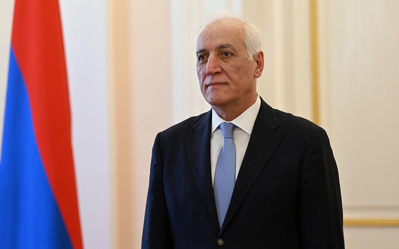 Ermənistan prezidenti Aİ ilə bağlı sənədi imzaladı