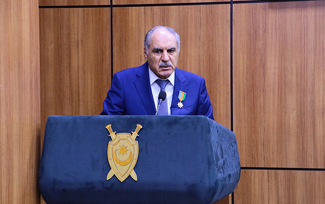 İşdən çıxarılan Xanlar Vəliyevin qızı yüksək vəzifəyə gətirildi