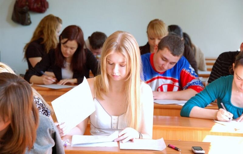 Yağışlı hava: Şagirdlərin davamiyyəti necədir?