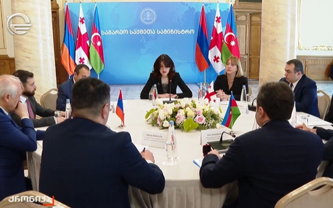 Tbilisidə üçtərəfli görüş başladı - FOTO (YENİLƏNİB)