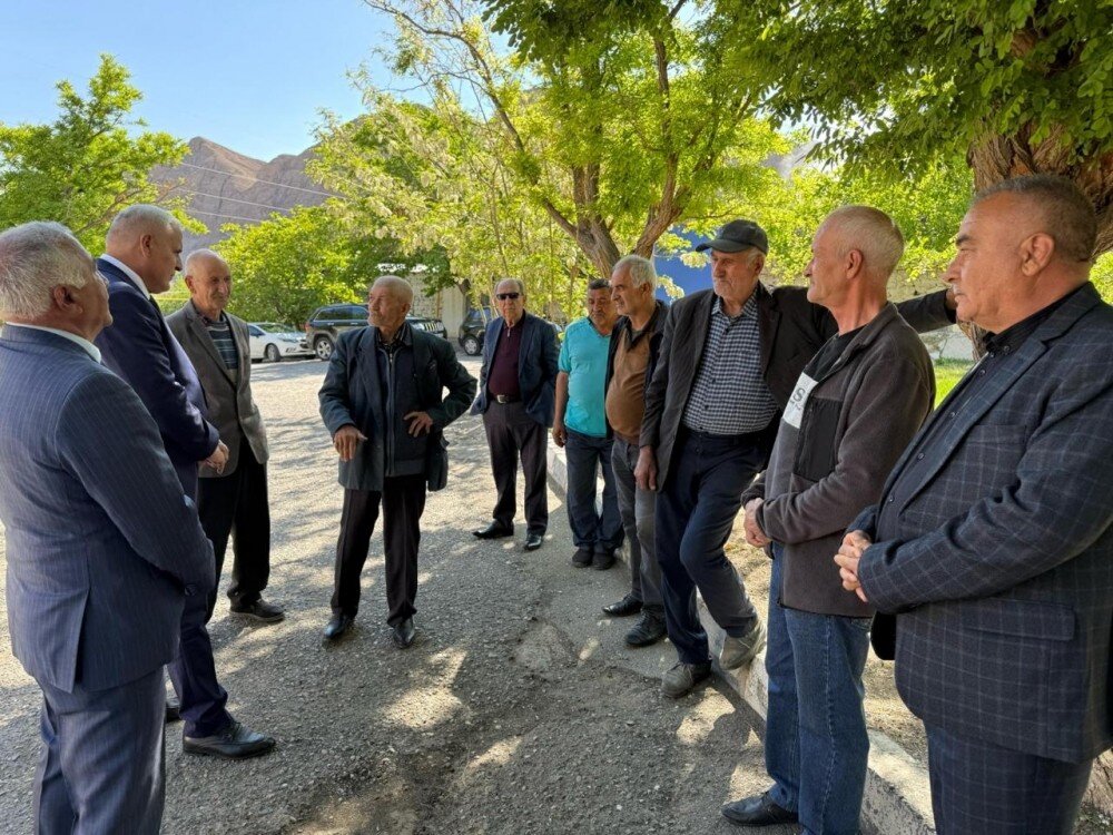 Deputat Vüqar Rəhimzadə Ordubadda seçiciləri ilə daha bir görüş keçirib