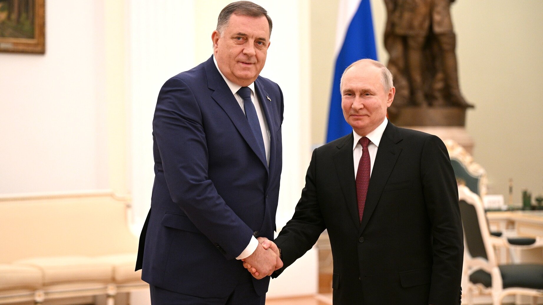 Putin Dodiklə görüşüb