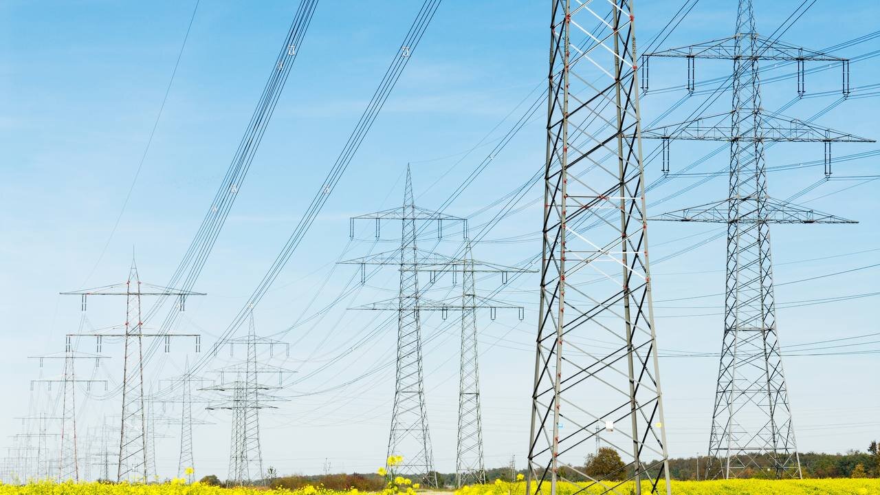 Ötən il enerji sisteminin idarə edilməsi və ƏQA ilə bağlı görülən işlər açıqlanıb
