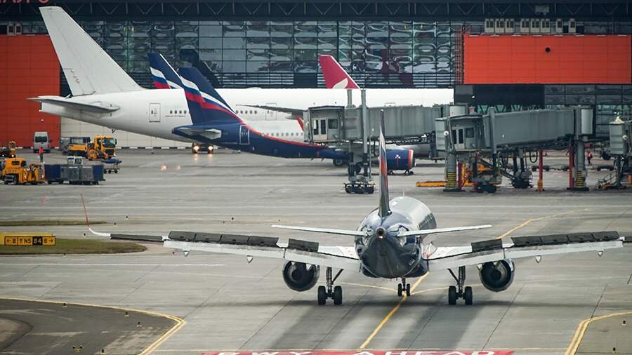 ABŞ-ın Aeroflot-a qarşı sanksiyalar tətbiq etmək qərarı axmaqlıq idi - Deputat Aksakov