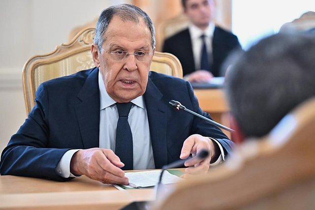 Lavrov Aİ-nin Ukraynada atəşkəs tələbinə cavab verib