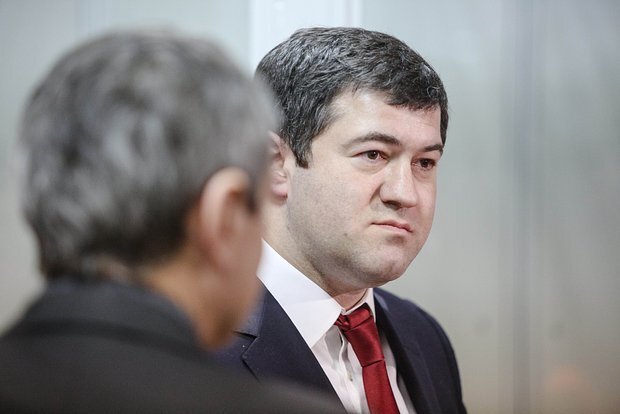 Ukrayna prezidentliyinə namizəd Ukrayna Silahlı Qüvvələrinə səfərbər edilib