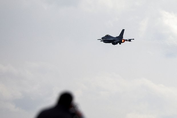 NATO Ukraynaya əlavə F-16-lar göndərəcək