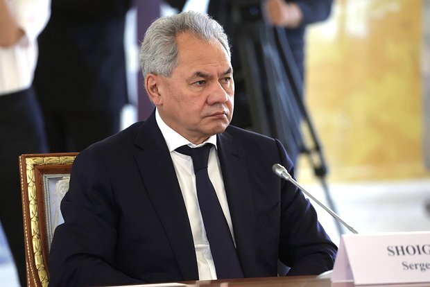 Şoyqu dünya üçün yeni silahlanma yarışını proqnozlaşdırıb