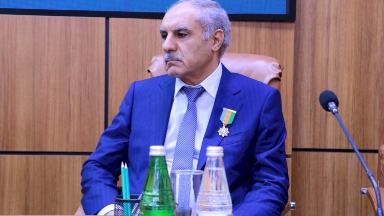 20 illik "kreslonun"sonu.... Xanlar Vəliyev kimdir - DOSYE