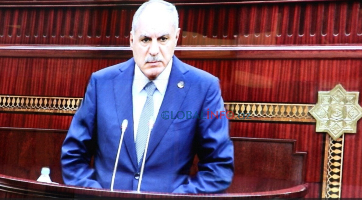 Xanlar Vəliyevin yeni vəzifəsində İLK  FOTOSU